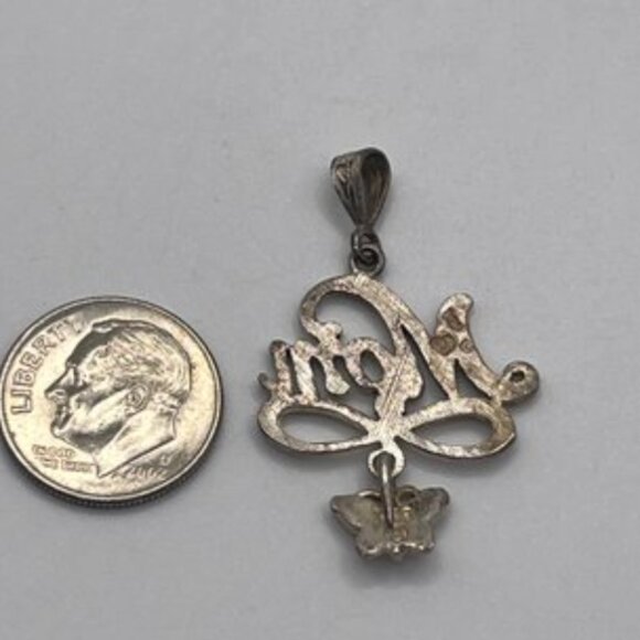 Sterling Silver "MOM" Pendant on Sterling Silver Box Chain - Picture 5 of 8